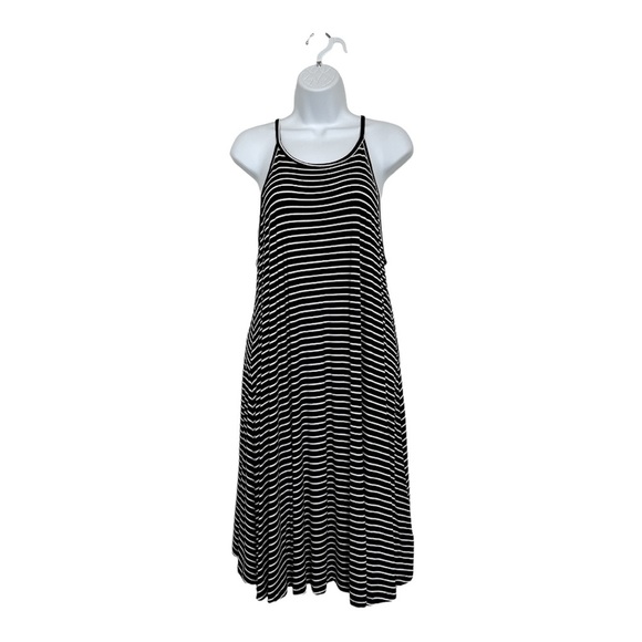 Old Navy Dresses & Skirts - OLD NAVY Black and White Stripe Halter Dress Size Large NWT